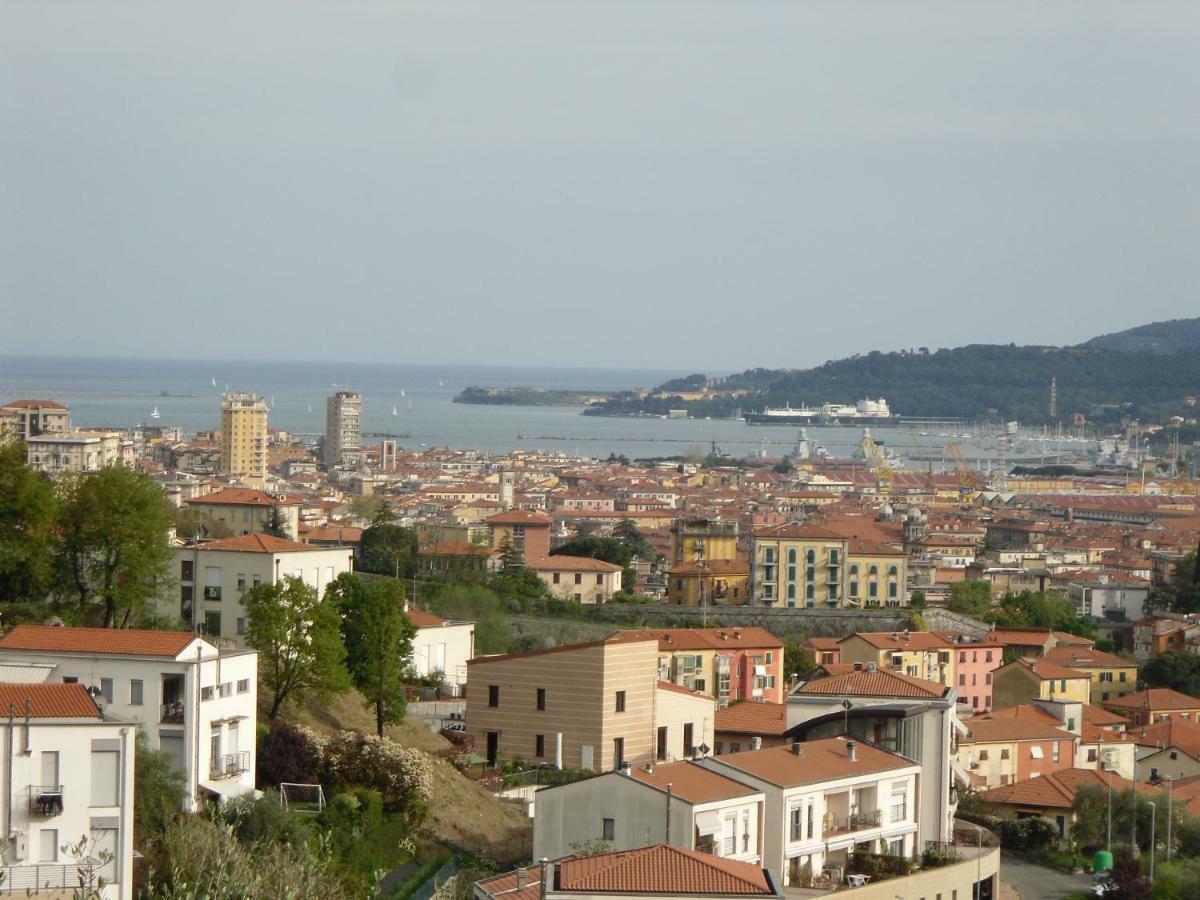 Apartment In The Green La Spezia Exteriér fotografie